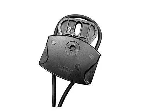 cable retainer and hook assembly